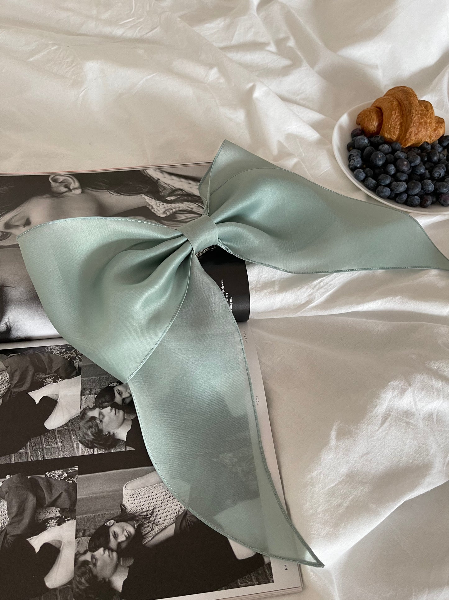 BLUEWHISPER barrette bow