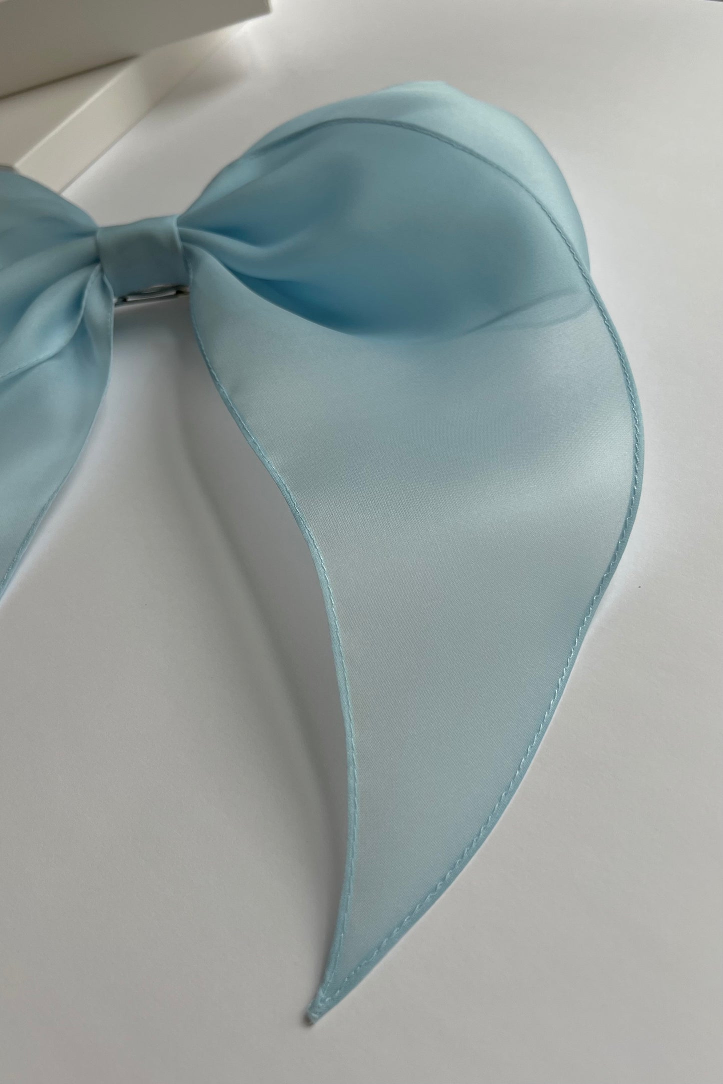 CAROLINA barrette bow