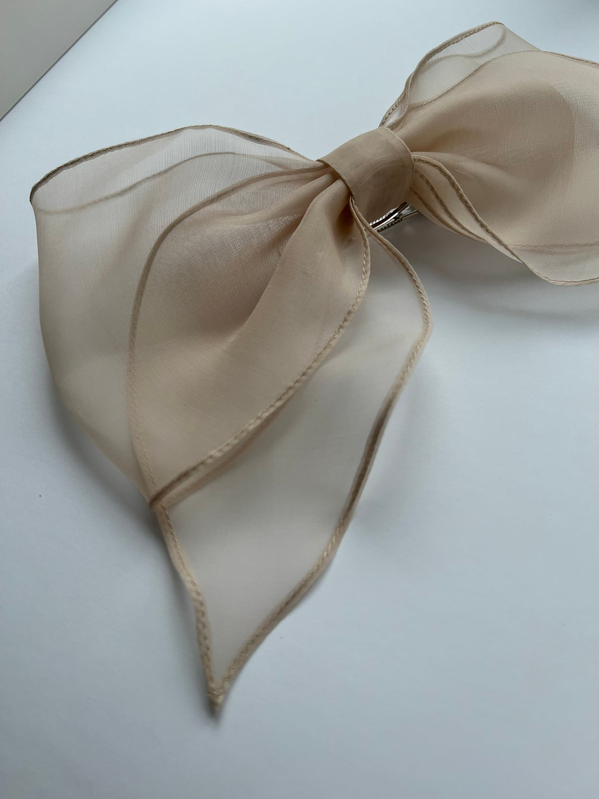 BEIGE barrette bow M-size