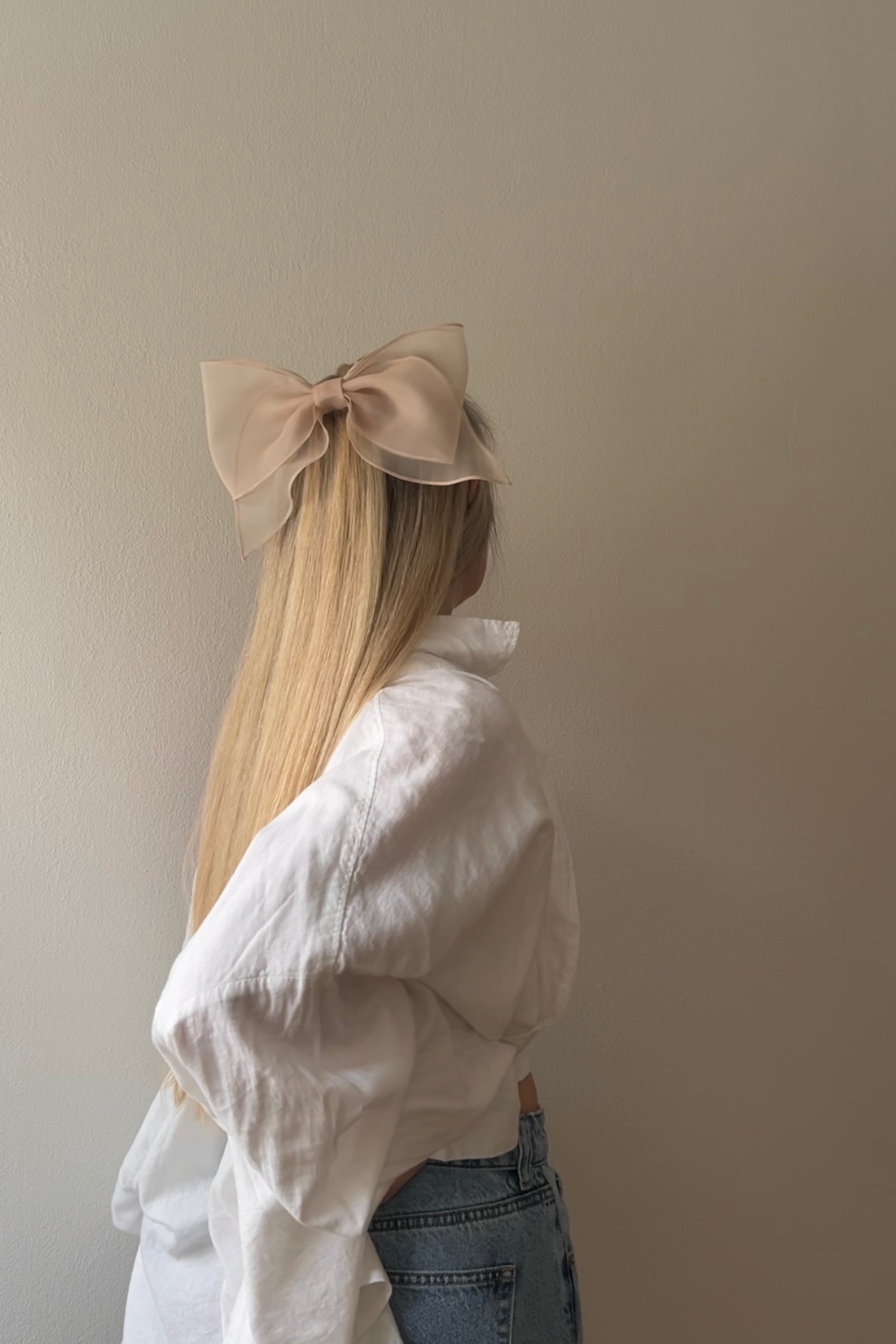 BEIGE barrette bow M-size